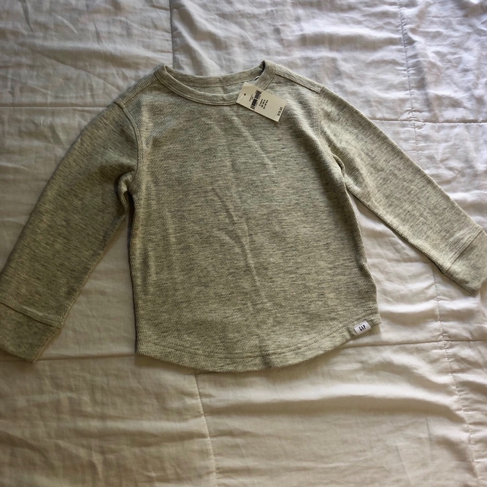 BRAND NEW Gap Gray Heathered Long Sleeve Tee 3T
